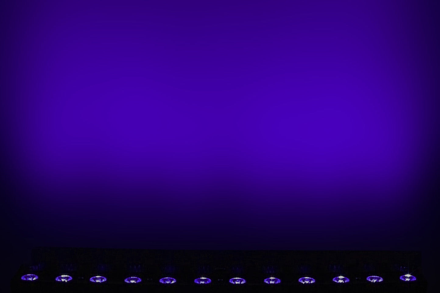 PIXBAR12H - 12 x 12W RGBWAU Pixel Control Bar with barndoor