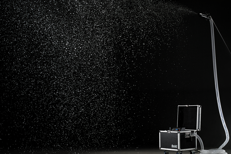 S500L - Professional snow machine in road case