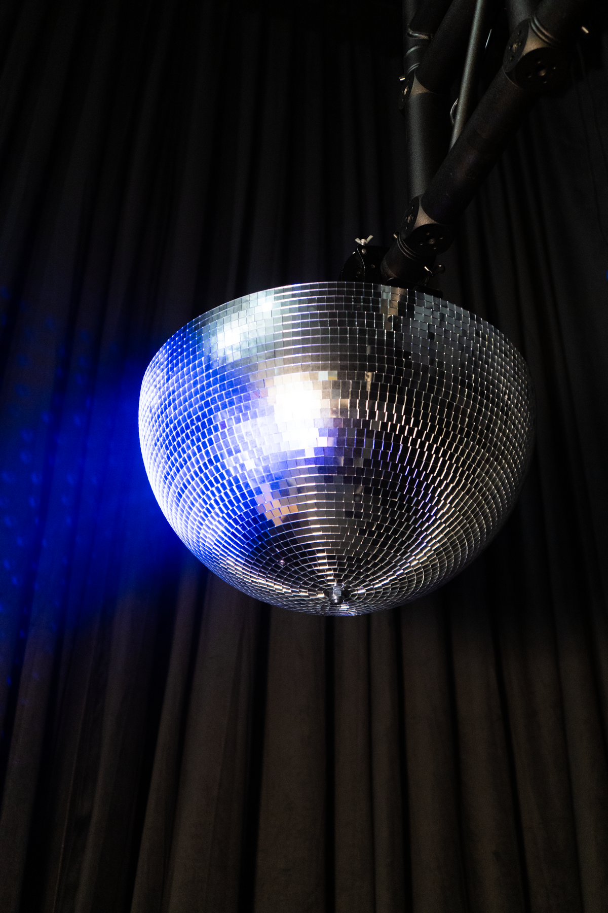MB20H - 20" Half Mirror Ball