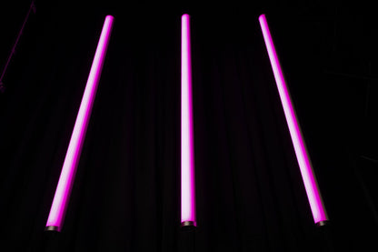 EVENTTUBEKIT - Outdoor LED Tube Package of 8 in a Road Case