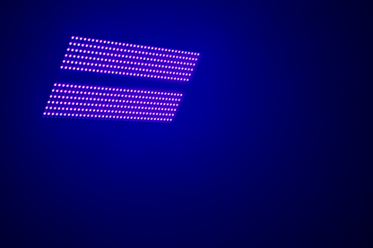 STUNNER400 - 90x 3W LED Strobe with 36 Section RGB Effect