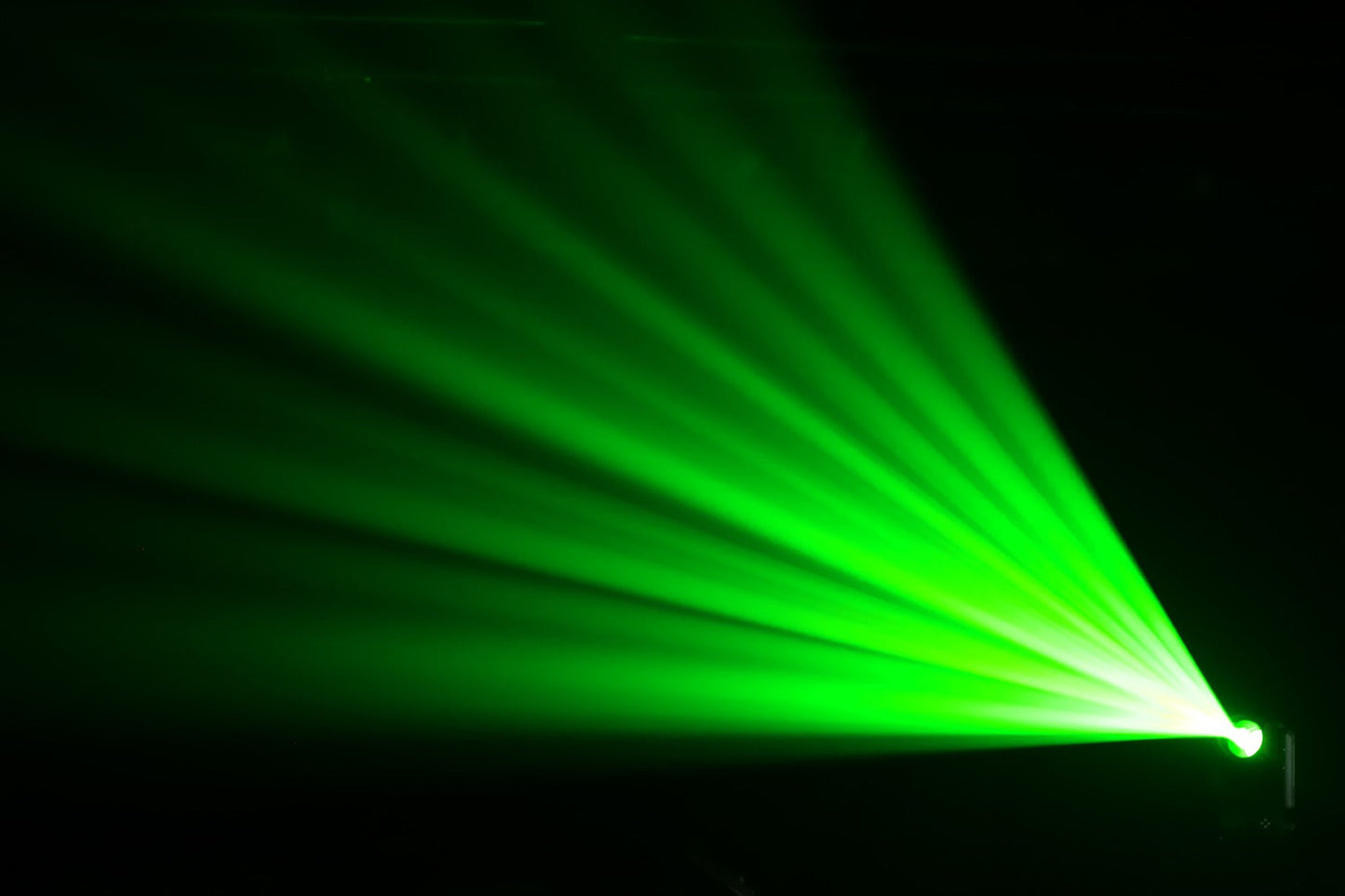 OUTBACK180B - Outdoor 180W LED Moving Head Beam