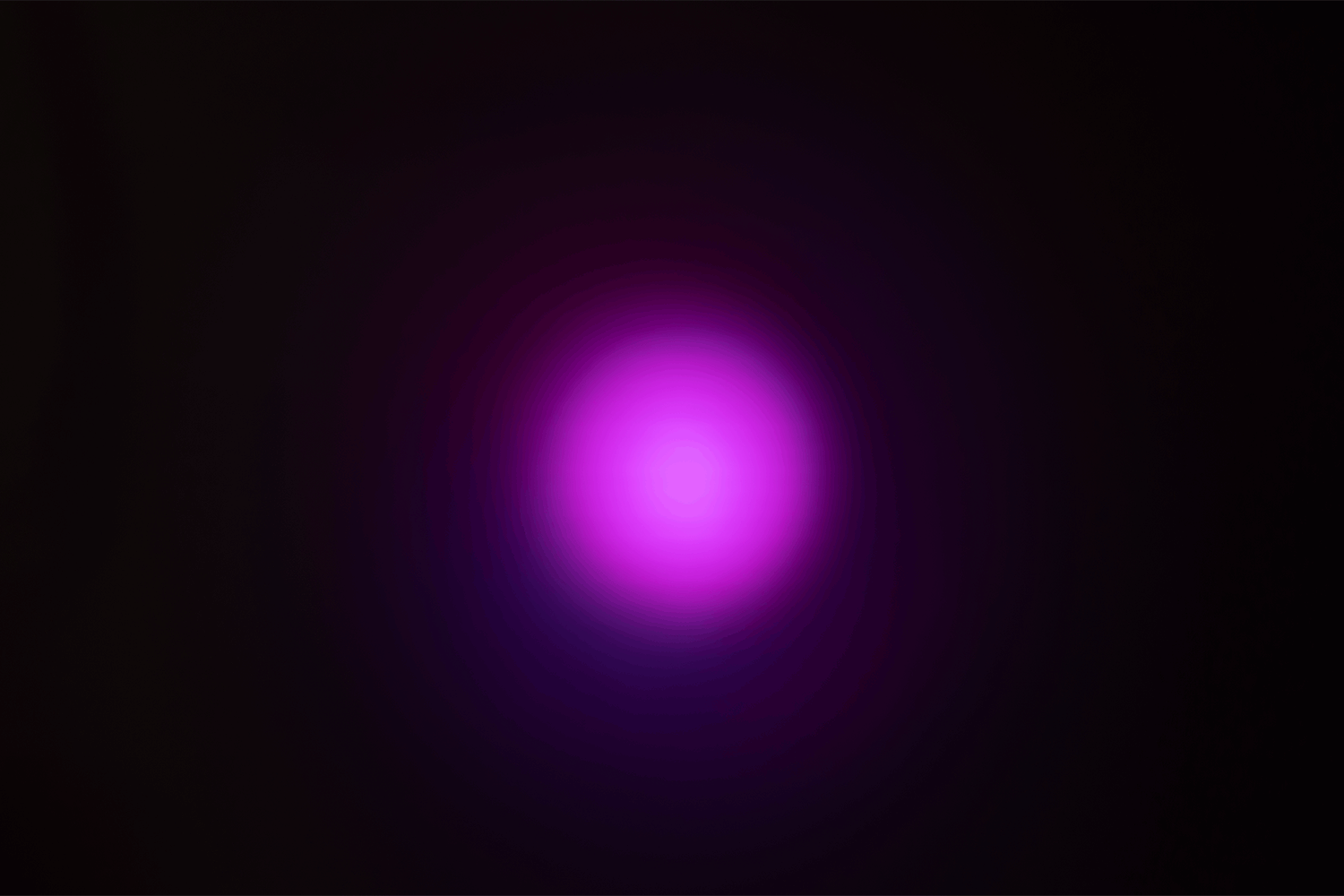 Event Lighting PAR1X15O - Outdoor 1x 15W RGBW Pro PAR with Wireless DMX purple effect