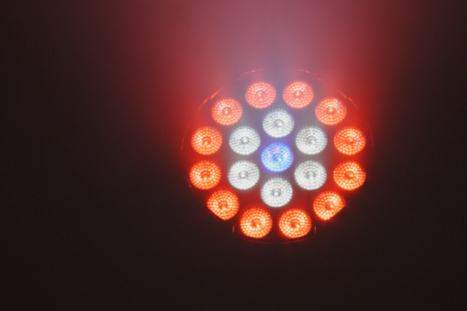Event Lighting PAR19X15O outdoor parcan effect 1500 x 1000 px