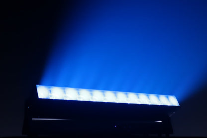SURF12X60 - Tilt bar with zoom 12 x 60W RGBW LEDs