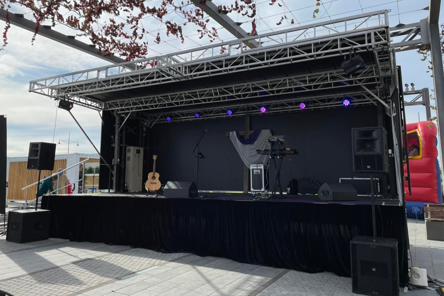 Maximus Trailer Stage