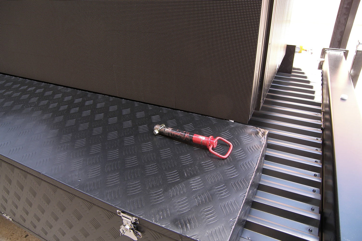 Trailer Screen