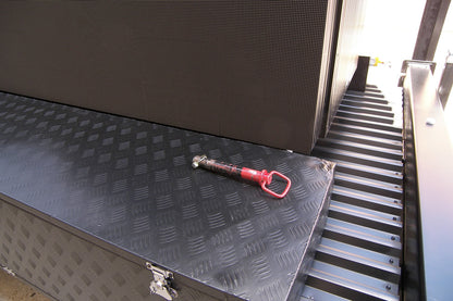 Trailer Screen