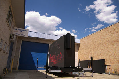 Trailer Screen