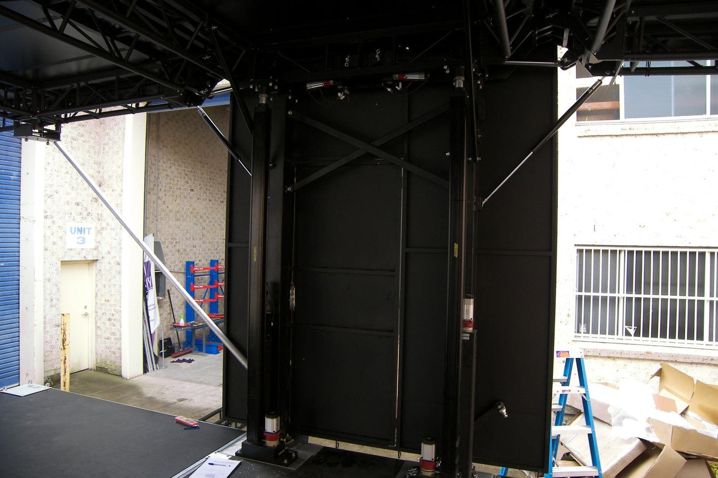 Maximus Trailer Stage