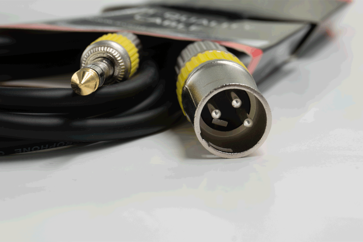 Event Audio XLRMJ1.5BAL - 1.5m XLR 3 Pin Male to Jack Male Signal Lead - Blue Ring connectors 