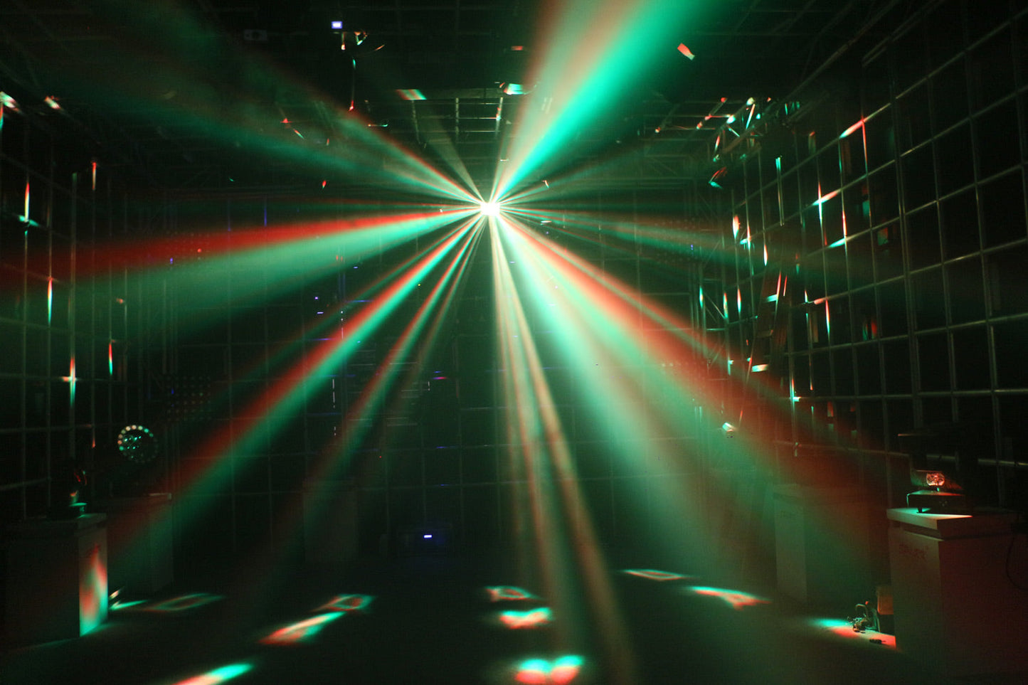 DERBY3 - 3-in-1 Lighting Effect: Derby, LED Strobe and flood light and RGB Laser